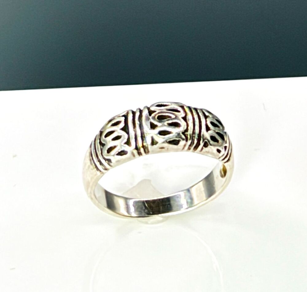 Vintage Sterling Silver 925 Recessed Scroll Band Ring Size 5.75 2.7g